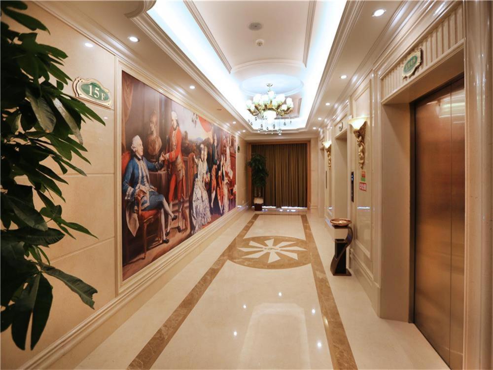 Vienna International Hotel Yantai Changjiang Road Xingyi Square Branch מראה חיצוני תמונה