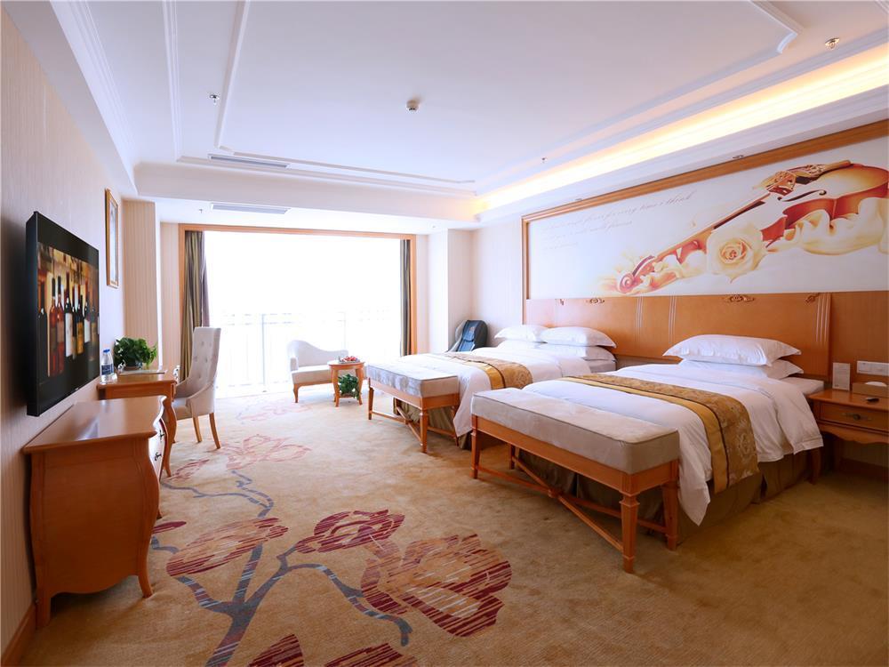 Vienna International Hotel Yantai Changjiang Road Xingyi Square Branch מראה חיצוני תמונה