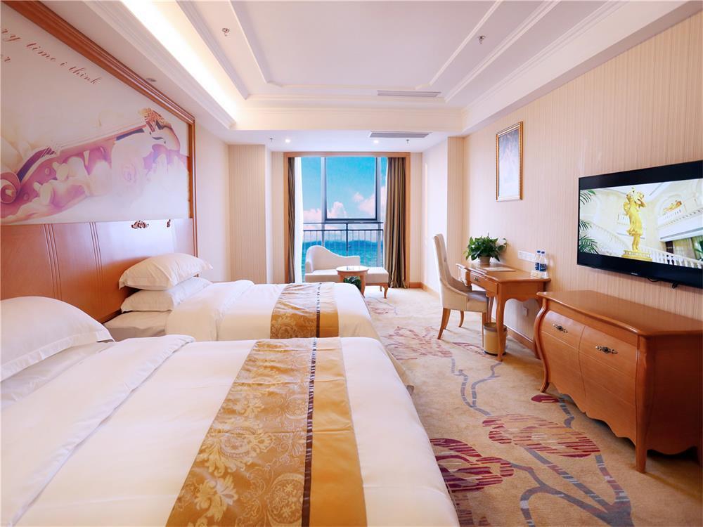 Vienna International Hotel Yantai Changjiang Road Xingyi Square Branch מראה חיצוני תמונה